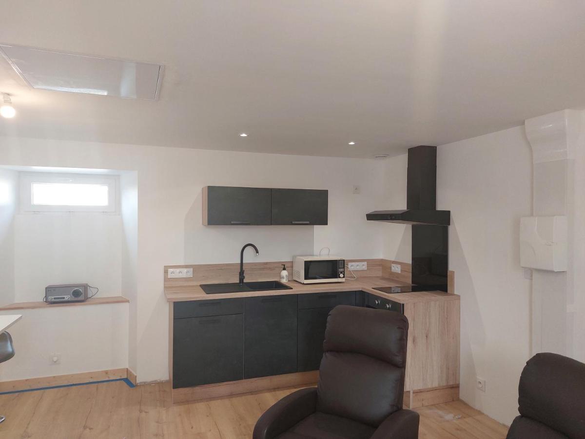 Appartement Plein Centre Broons Extérieur photo